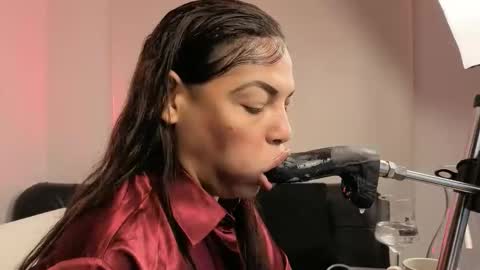 Snapshot of anabel693_ chatting on March 1, 10:50 am Anabel Alice Gandara online show from March 1, 10:50 am