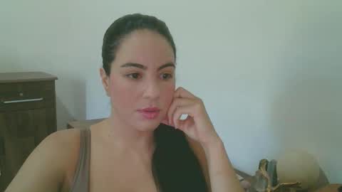 anabelenogueira1 online show from April 15, 3:08 pm