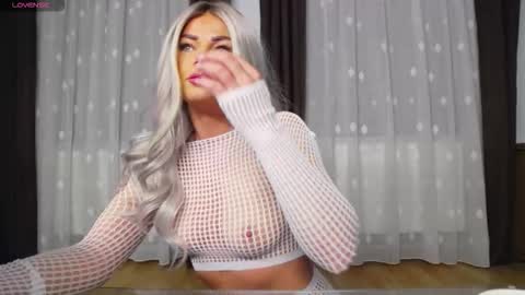 Ana online show from October 27, 6:28 am