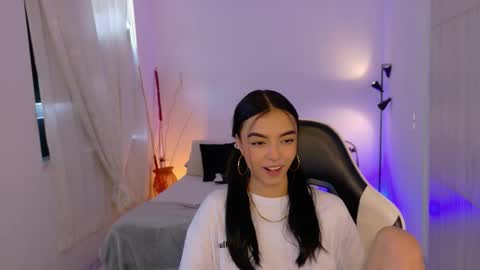 ANABEL WOLF  online show from November 28, 4:20 pm