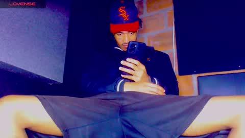 anaconda_94 online show from January 12, 3:50 pm