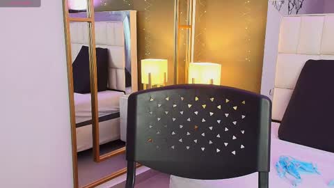 Snapshot of anahi_maite chatting on September 14, 7:57 pm Anahi online show from September 14, 7:57 pm