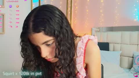 Anahi  online show from March 12, 7:53 pm