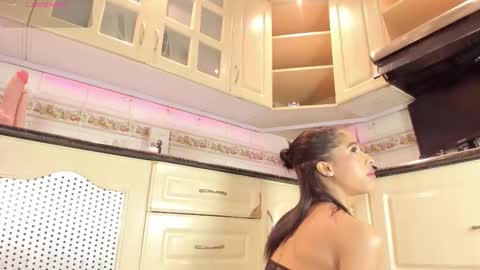 Anahis online show from January 16, 4:38 am