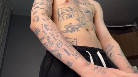 simon online show from December 15, 5:10 pm