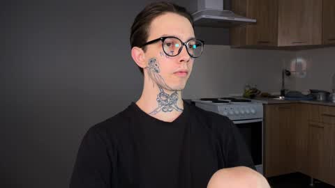 simon online show from December 28, 8:48 am