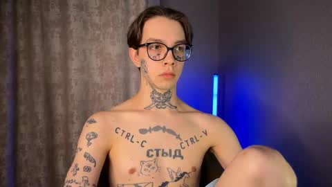 simon online show from February 21, 7:10 pm