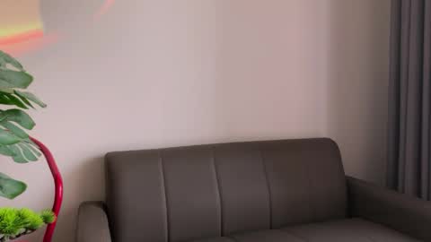 simon online show from April 2, 12:30 am