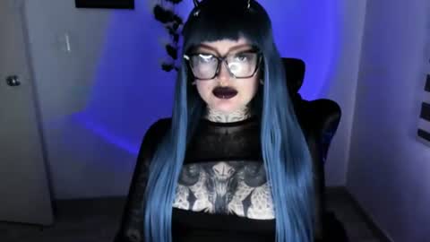 Snapshot of anai_gomez chatting on June 26, 6:01 pm Callme Mistress Ani online show from June 26, 6:01 pm