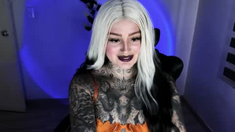 Snapshot of anai_gomez chatting on July 15, 5:51 pm Callme Mistress Ani online show from July 15, 5:51 pm