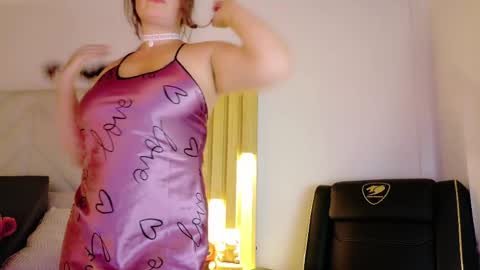 Anaise  online show from May 15, 11:17 am