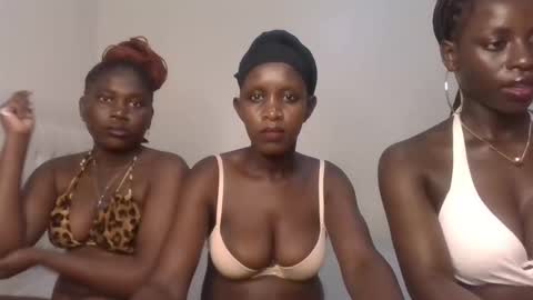 Analeia online show from October 16, 6:42 pm