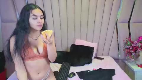 Snapshot of anales_deep_69 chatting on December 15, 11:58 am AbbyAndAntonela online show from December 15, 11:58 am