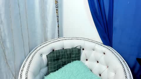 Snapshot of analia18_ chatting on January 29, 12:13 pm analia18  online show from January 29, 12:13 pm