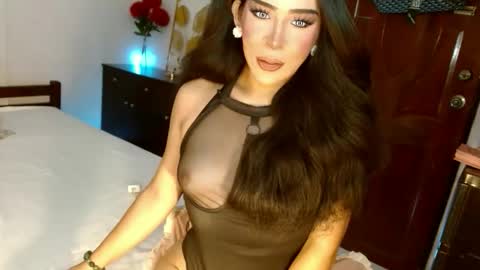 Snapshot of analordgoddessxx chatting on May 2, 2:49 am Thena online show from May 2, 2:49 am