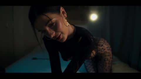 Ana online show from April 7, 8:53 pm