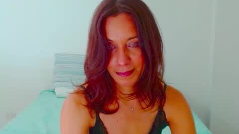 anapereira12 online show from March 11, 5:52 pm