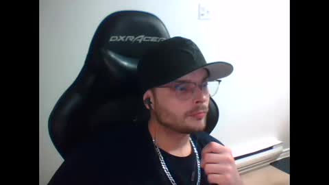 anarchyy1994 online show from March 19, 6:39 am