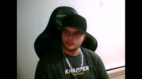 anarchyy1994 online show from April 15, 7:37 am