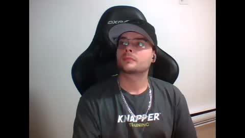 anarchyy1994 online show from April 16, 7:31 am