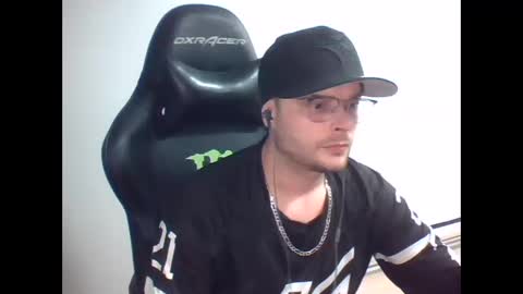 anarchyy1994 online show from April 19, 9:19 am