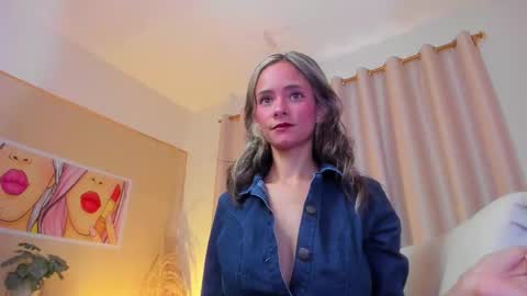 Snapshot of anaskinny chatting on September 17, 7:37 pm Ana online show from September 17, 7:37 pm