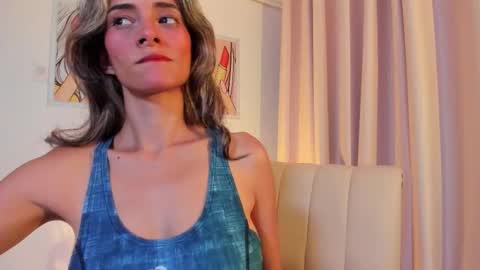 Snapshot of anaskinny chatting on October 25, 7:52 pm Ana online show from October 25, 7:52 pm