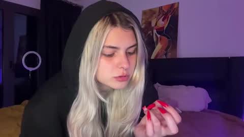 Snapshot of anasova chatting on November 9, 9:02 pm Ana online show from November 9, 9:02 pm