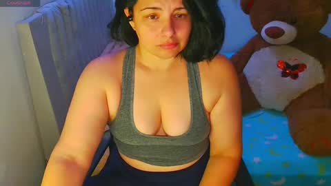 Ana online show from April 22, 1:23 pm