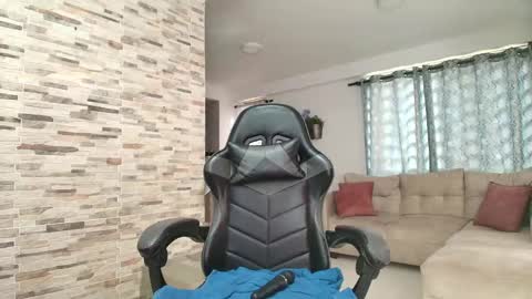 ana  online show from January 15, 8:05 pm