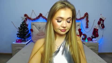 Snapshot of anastacyyellig chatting on January 4, 11:11 am anastacyyellig online show from January 4, 11:11 am