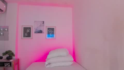 Snapshot of anastasia_lauren chatting on January 7, 7:16 pm Ana online show from January 7, 7:16 pm