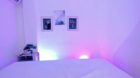 Ana online show from March 19, 7:51 pm