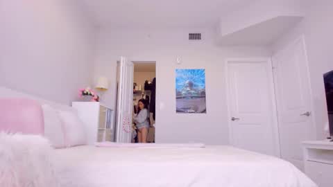 Anastasia Beyond online show from March 25, 11:49 am