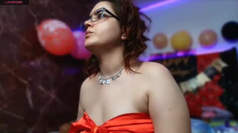 Snapshot of anasunshine chatting on July 4, 2:51 am Ana online show from July 4, 2:51 am