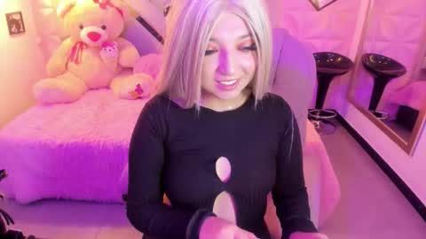 Ana online show from October 15, 7:58 pm