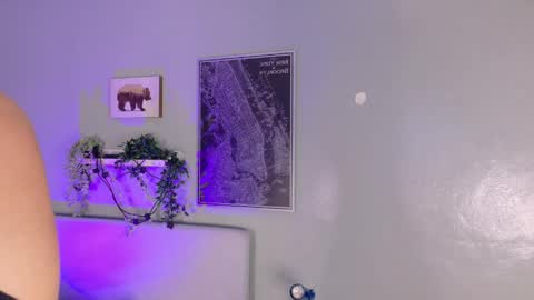 Kendra  online show from April 12, 11:26 am