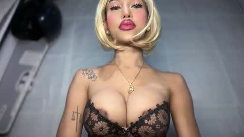 anawalters online show from December 20, 12:51 am