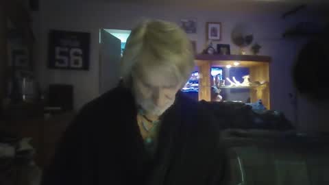 Snapshot of anchorman_707 chatting on December 18, 9:26 am anchorman_707 online show from December 18, 9:26 am