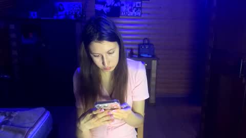 Ashley Cooper online show from November 1, 5:04 pm