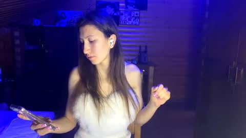 Snapshot of ancohill chatting on November 5, 5:24 pm Ashley Cooper online show from November 5, 5:24 pm