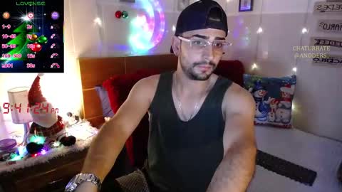 Snapshot of andders_ chatting on December 19, 2:40 am Anders online show from December 19, 2:40 am