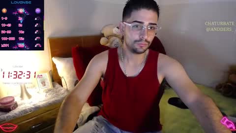 Snapshot of andders_ chatting on February 6, 4:32 pm Anders online show from February 6, 4:32 pm