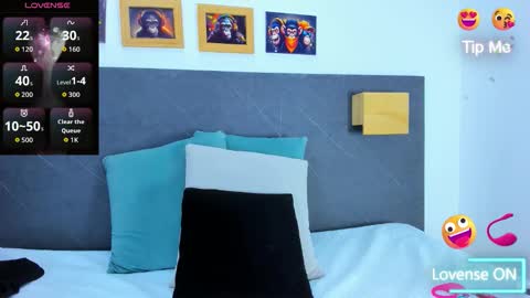 Andrea online show from February 9, 11:58 am