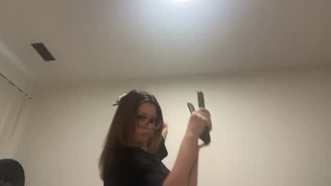 anditspinkxo online show from June 30, 12:33 am