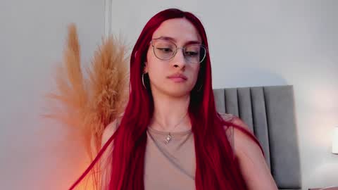 Snapshot of andracyruss chatting on January 14, 5:34 pm Andra Cyrus online show from January 14, 5:34 pm