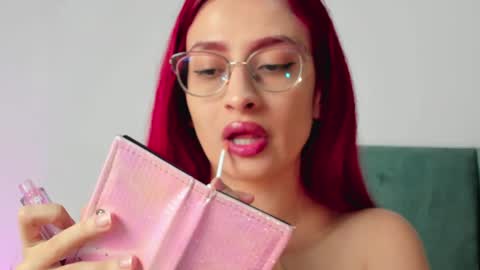 Snapshot of andracyruss chatting on January 22, 11:34 am Andra Cyrus online show from January 22, 11:34 am