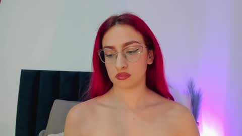 Snapshot of andracyruss chatting on February 1, 12:05 pm Andra Cyrus online show from February 1, 12:05 pm