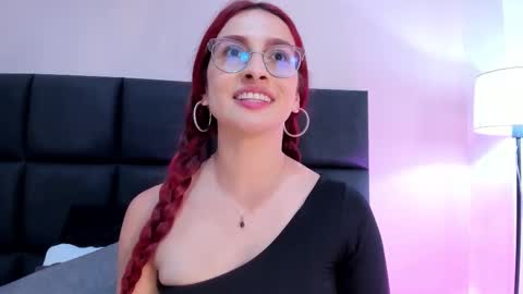 Snapshot of andracyruss chatting on October 10, 11:48 pm Andra Cyrus online show from October 10, 11:48 pm