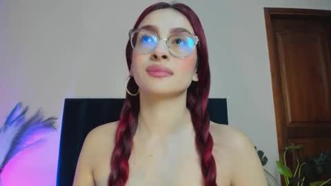 Snapshot of andracyruss chatting on November 29, 12:08 pm Andra Cyrus online show from November 29, 12:08 pm